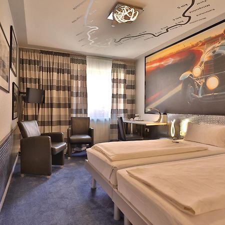 باد ميرغنثيم Apart Hotel Deutschmeister المظهر الخارجي الصورة