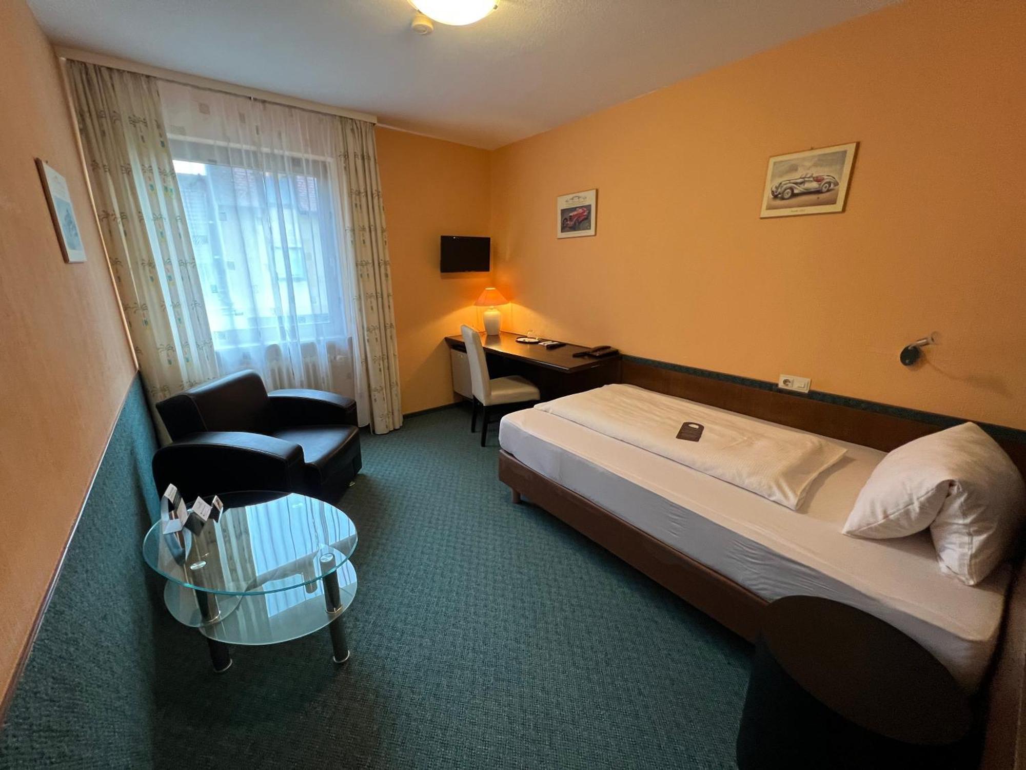 باد ميرغنثيم Apart Hotel Deutschmeister المظهر الخارجي الصورة