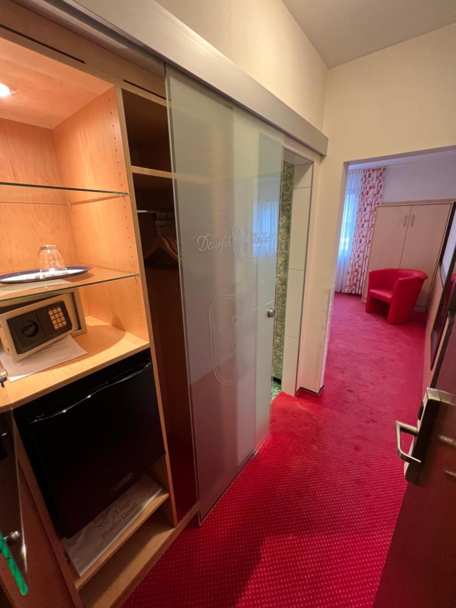باد ميرغنثيم Apart Hotel Deutschmeister المظهر الخارجي الصورة