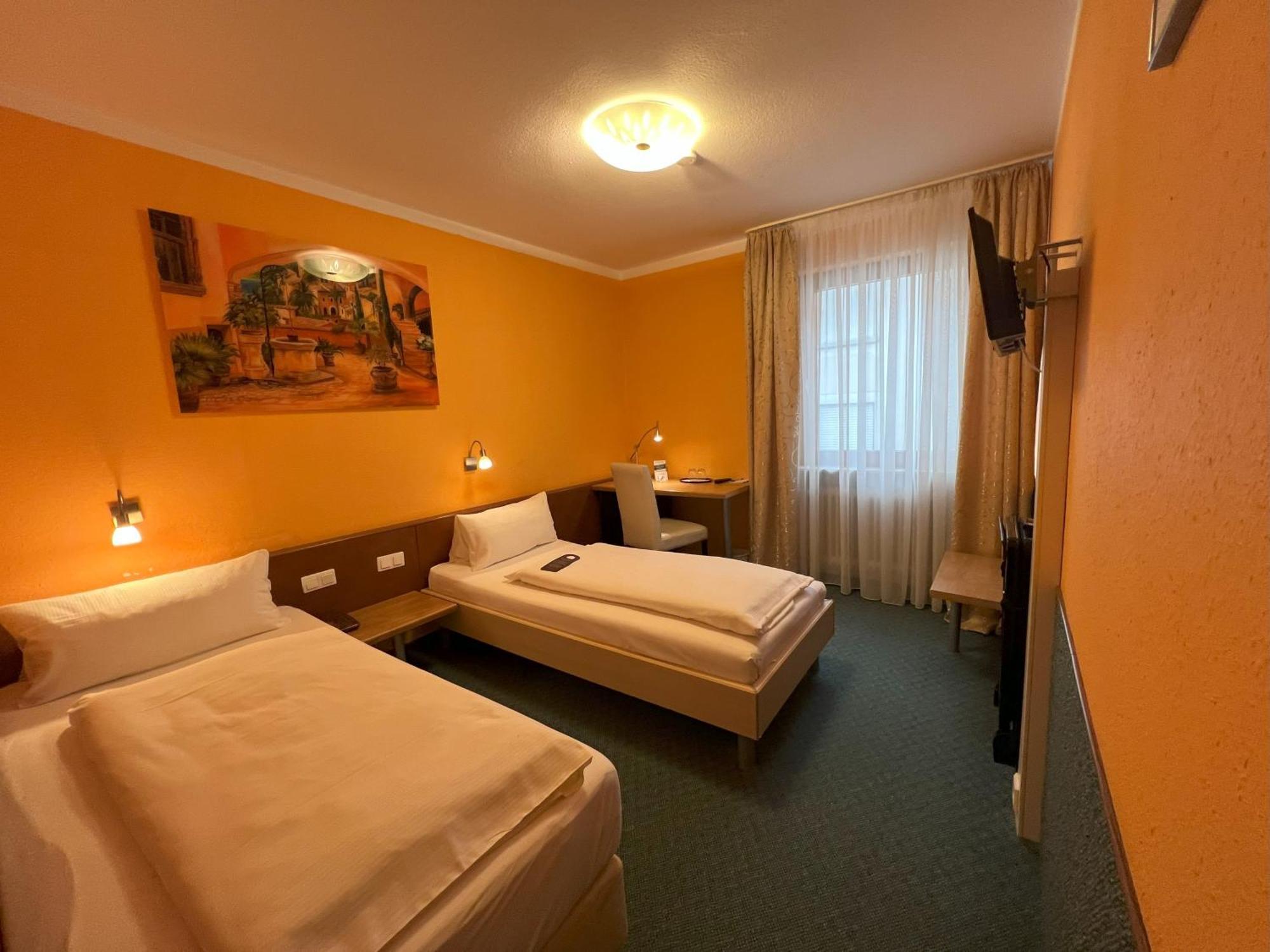 باد ميرغنثيم Apart Hotel Deutschmeister المظهر الخارجي الصورة