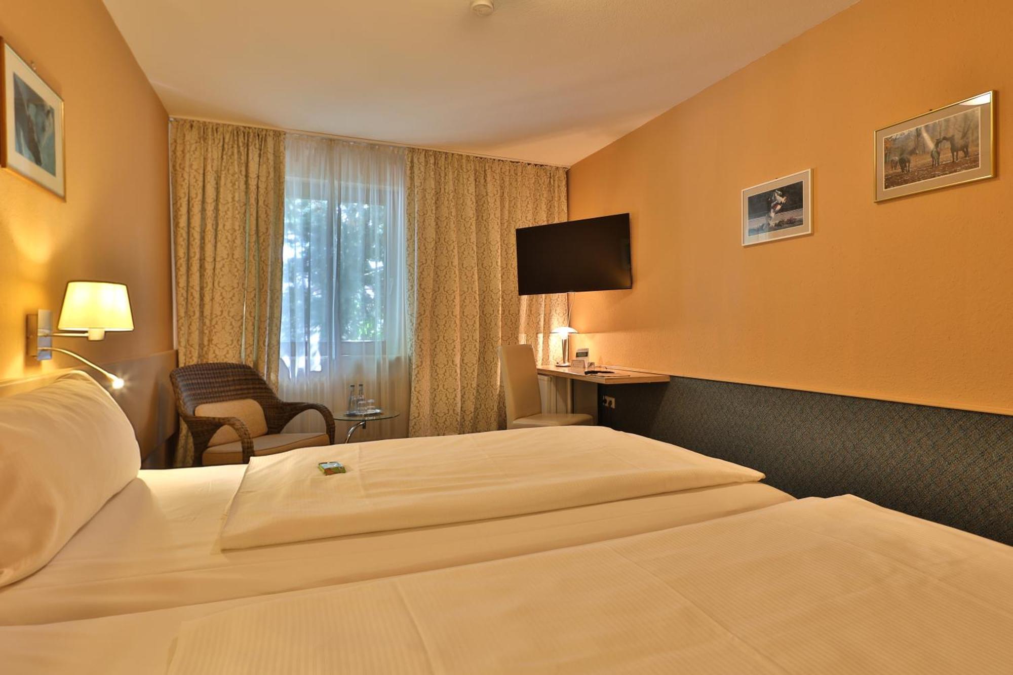 باد ميرغنثيم Apart Hotel Deutschmeister المظهر الخارجي الصورة