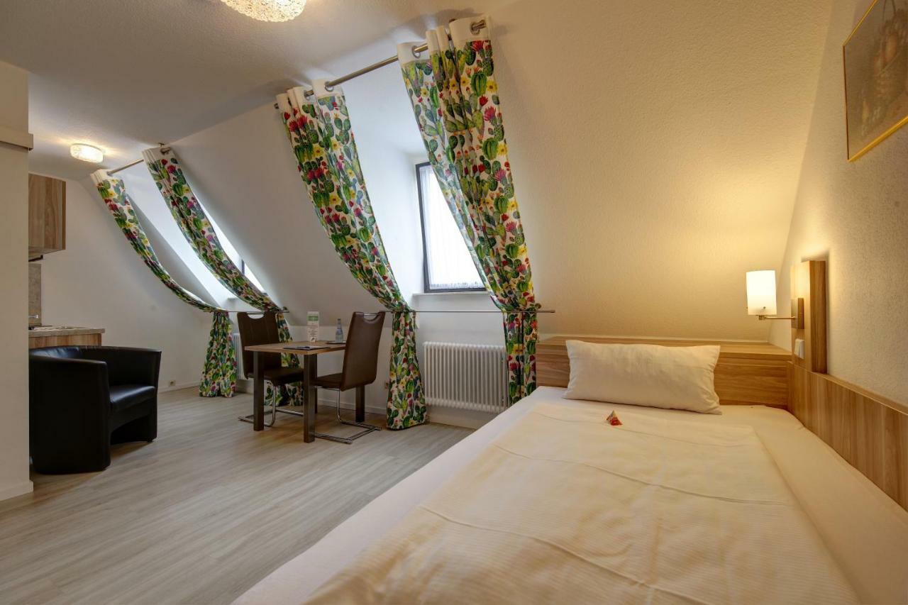 باد ميرغنثيم Apart Hotel Deutschmeister المظهر الخارجي الصورة