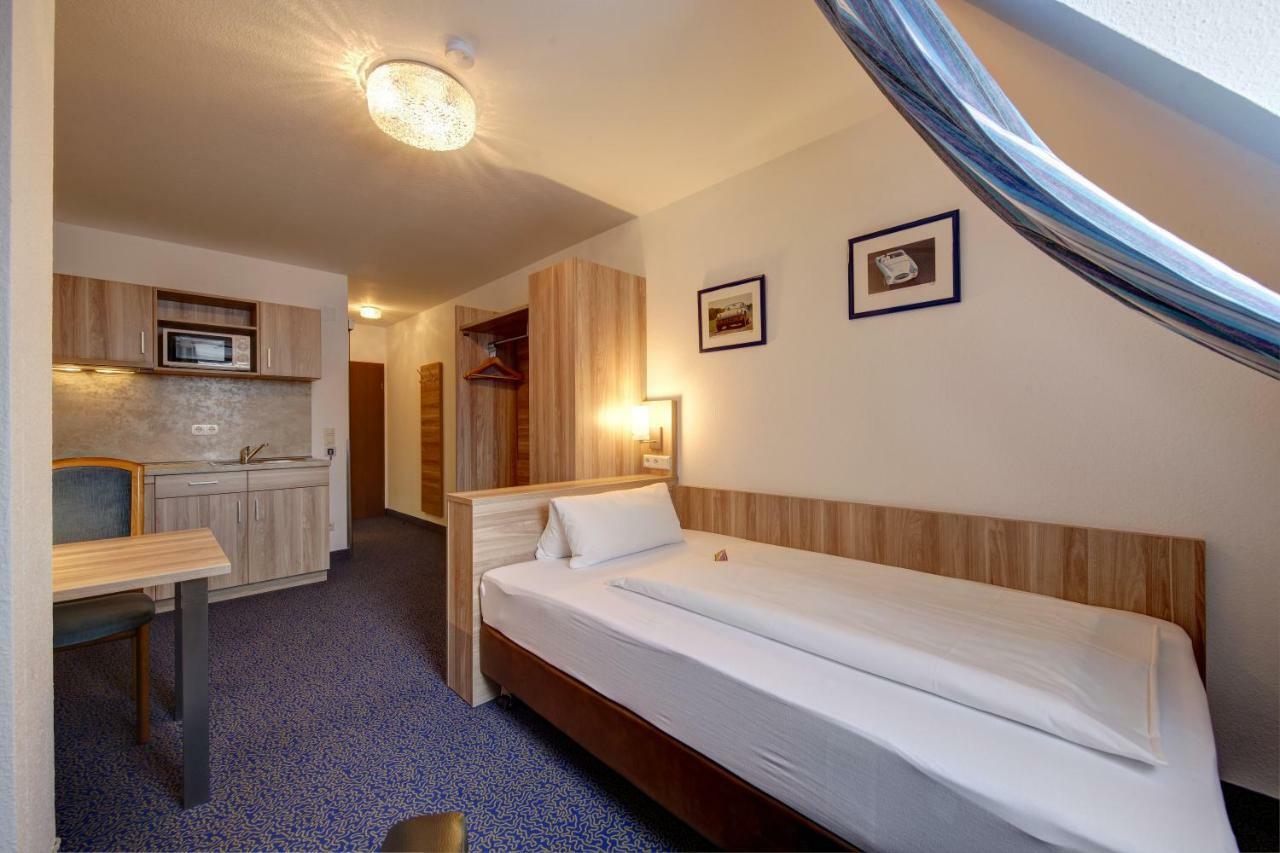 باد ميرغنثيم Apart Hotel Deutschmeister المظهر الخارجي الصورة